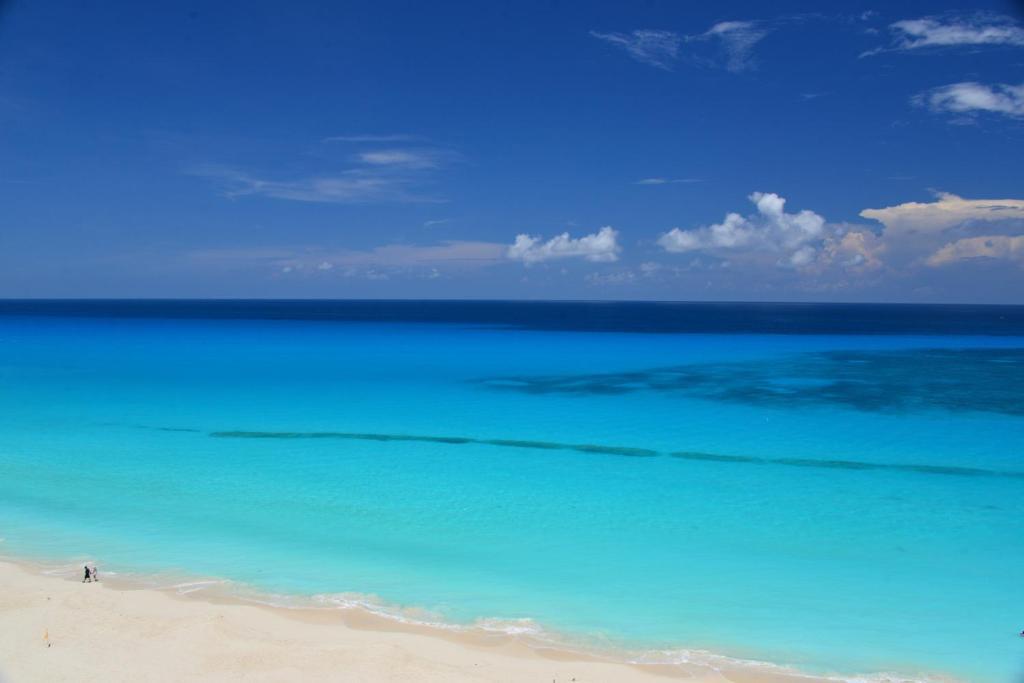 Bsea Cancun Plaza Hotel Экстерьер фото
